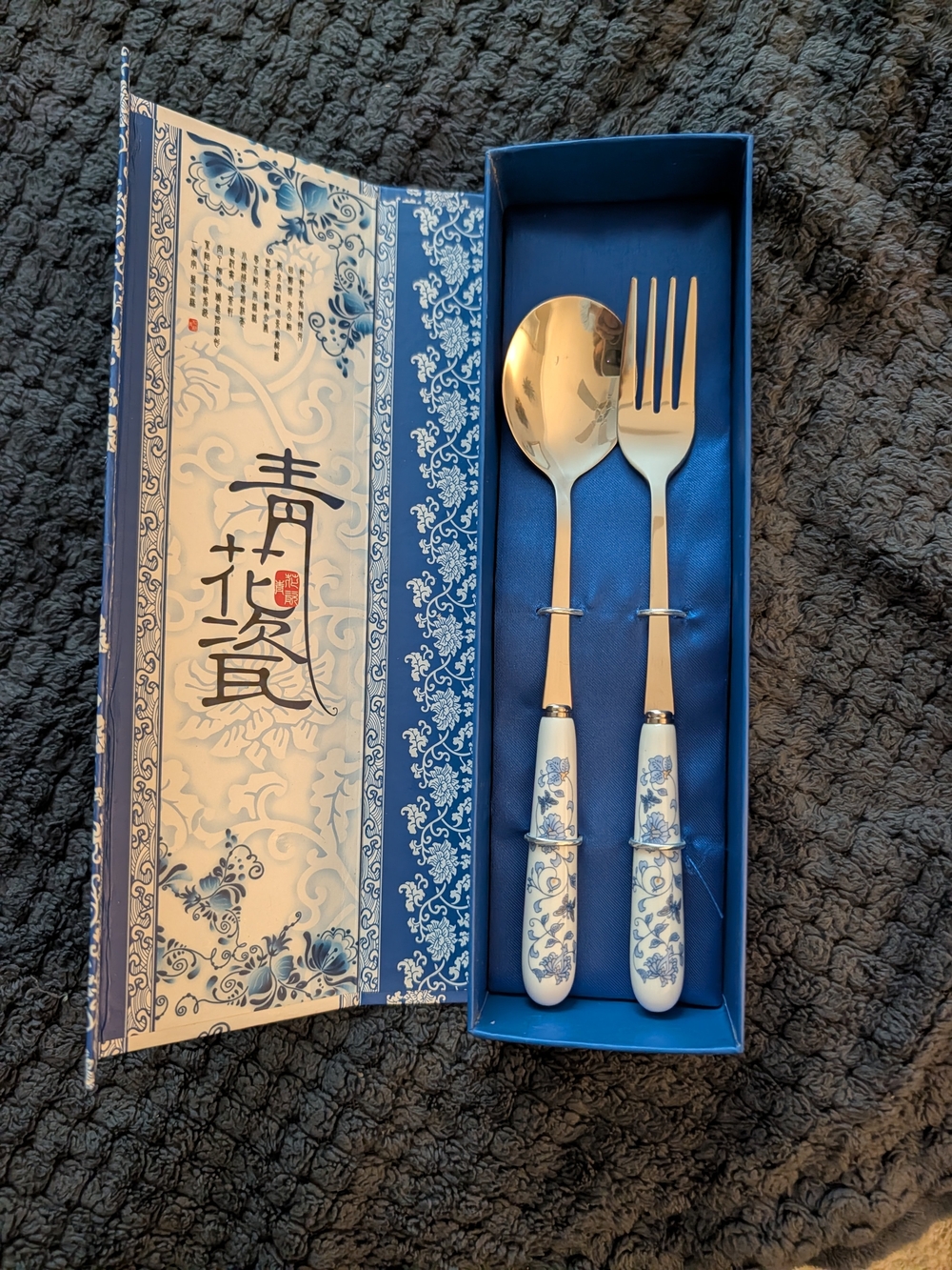 Blue Floral Porcelain Handle Spoon and Fork Set - Elegant Home Dining